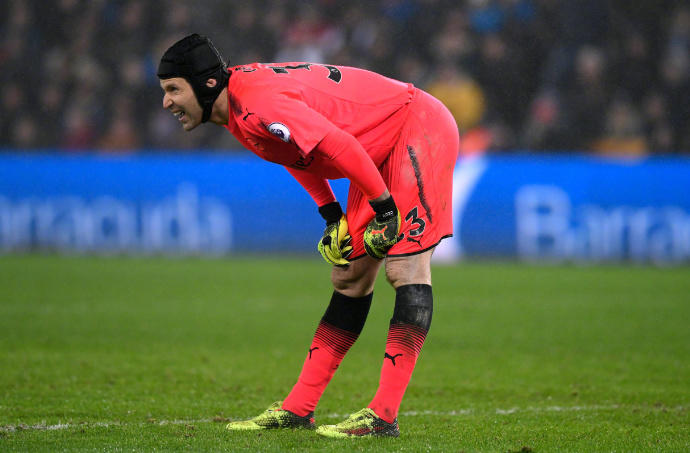 米兰体育官网-斯旺西客场逆转，阿约规犯主罚伤虏无效