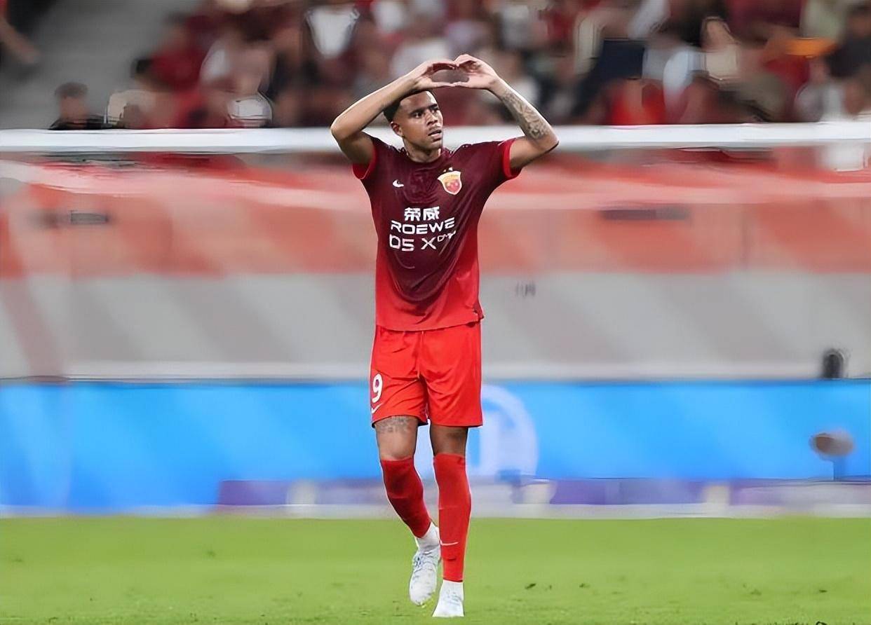 米兰体育官网-上港主场全力以赴,险胜强敌,榜首位置牢不可破的简单介绍