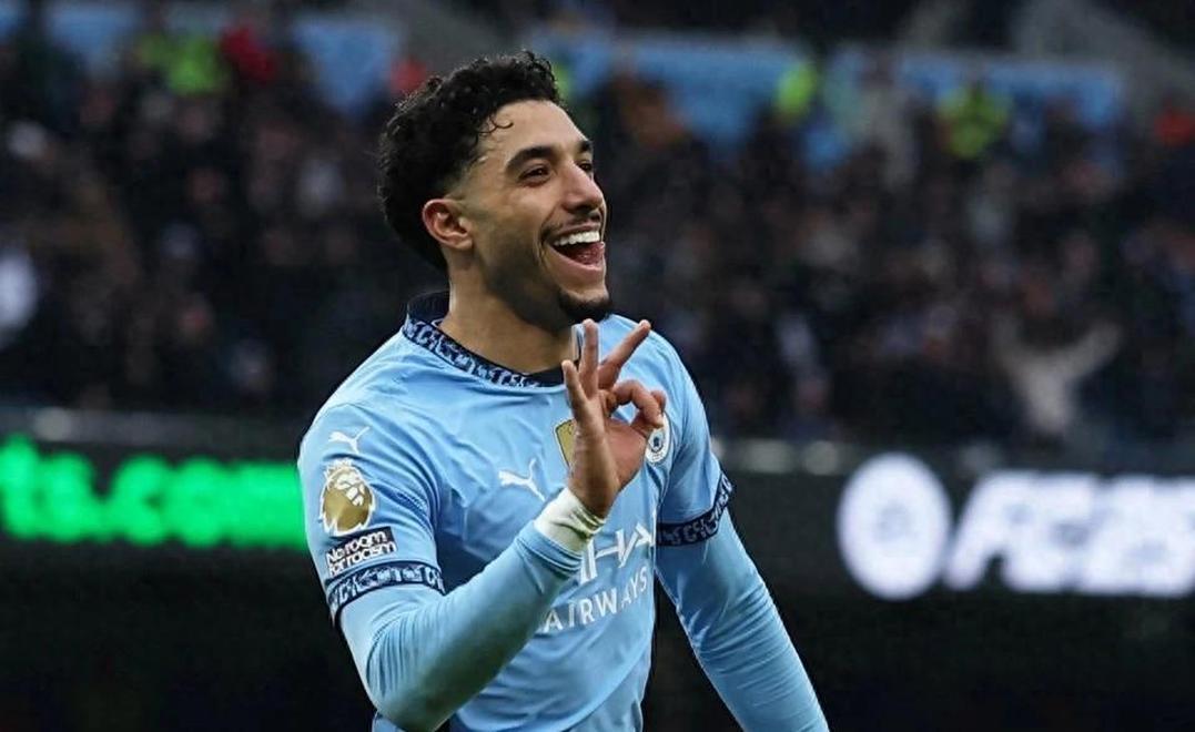 米兰体育-曼城新援首秀献上助攻,帮助球队稳住领先优势(曼城新援首秀献上助攻,帮助球队稳住领先优势的是谁)