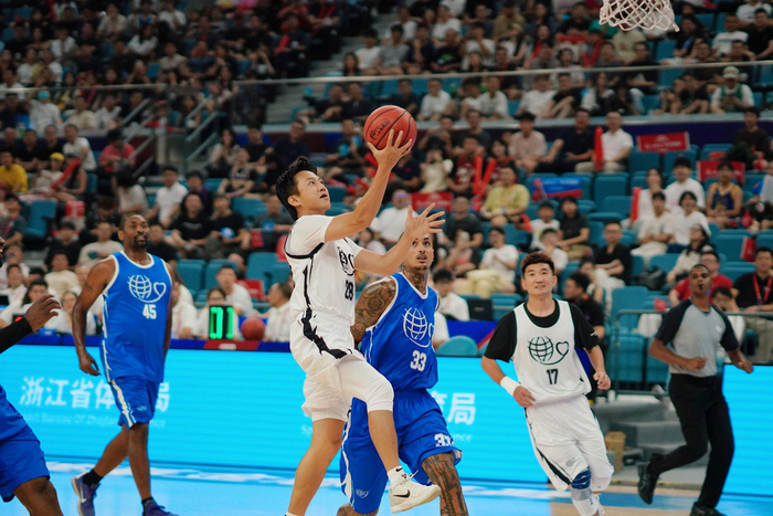 米兰体育APP-全球篮球明星齐聚慈善赛事,共同为公益奉献的简单介绍