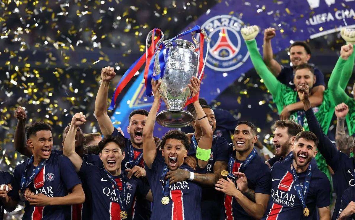 米兰体育-巴黎圣日耳曼主场大胜,三连胜稳坐积分榜榜首的简单介绍