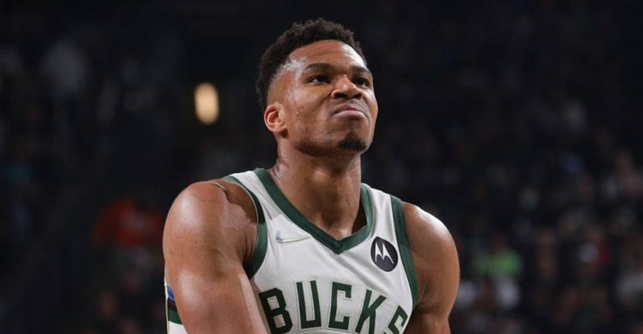 MILANSPORT入口-狼队客场进球，逆转对手实现惊艳一战(足球开局点满99的传球值苏白)